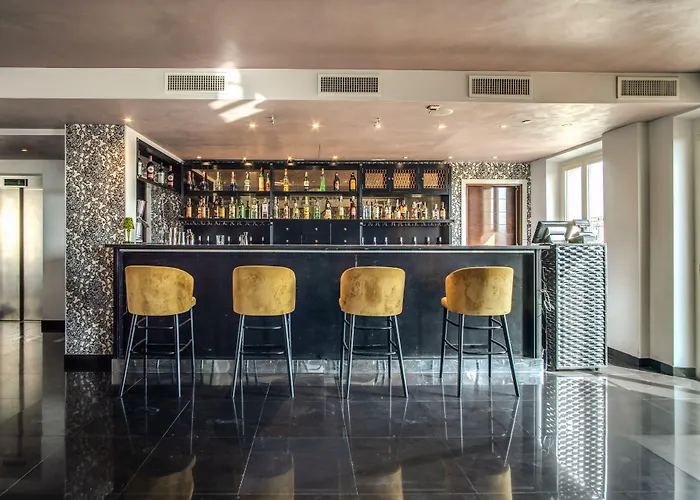 La Griffe Hotel 4*